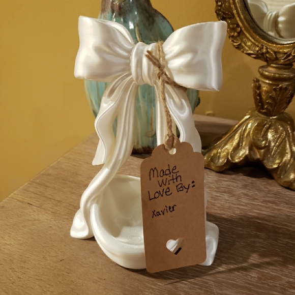 NEW! Gorgeous Draping Bow Jewelry Keepsake Trinket Holder (Pearl White) - Picture 7 of 7